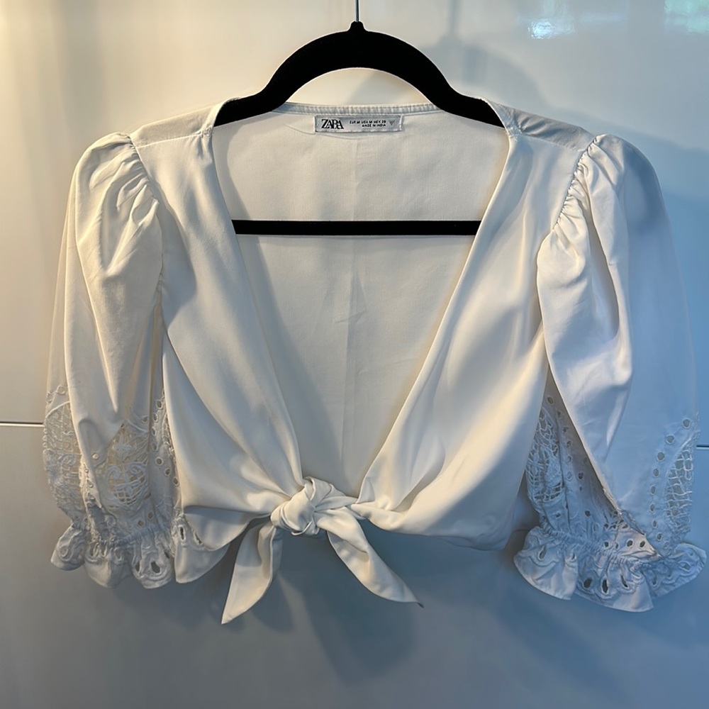 Crop top tie front blouse